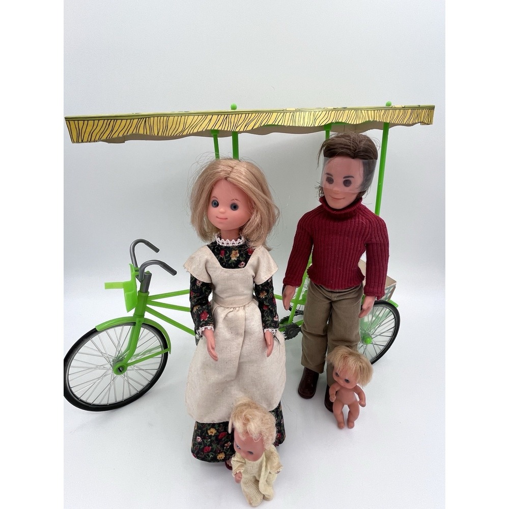 Vintage The Sunshine Family Dad Mom Baby & Surrey Cycle Tandem Bike w/box Mattel